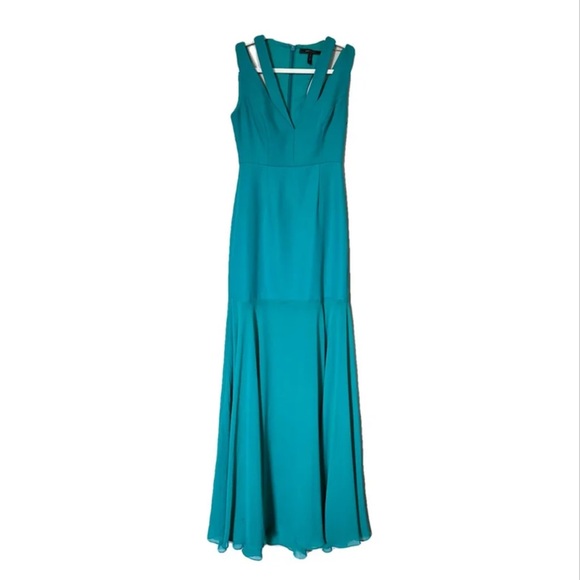 BCBG MAXAZRIA Beautiful teal gown - Picture 8 of 16